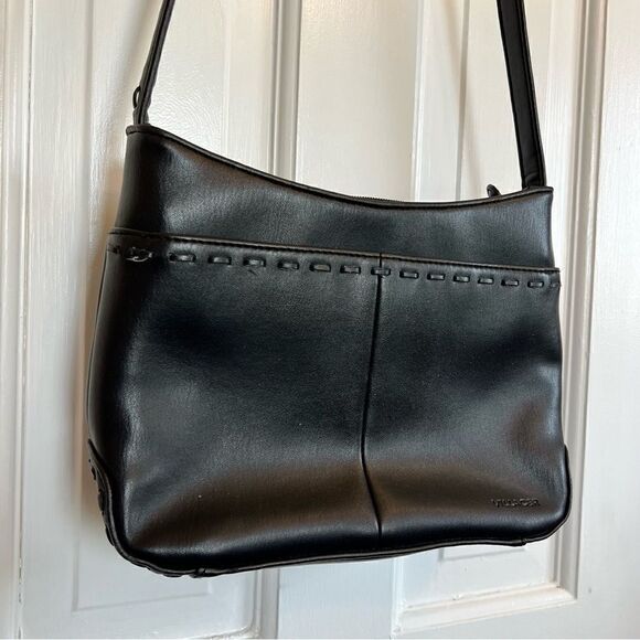 Black leather Villager a Liz Claibrorne company - Picture 1 of 6